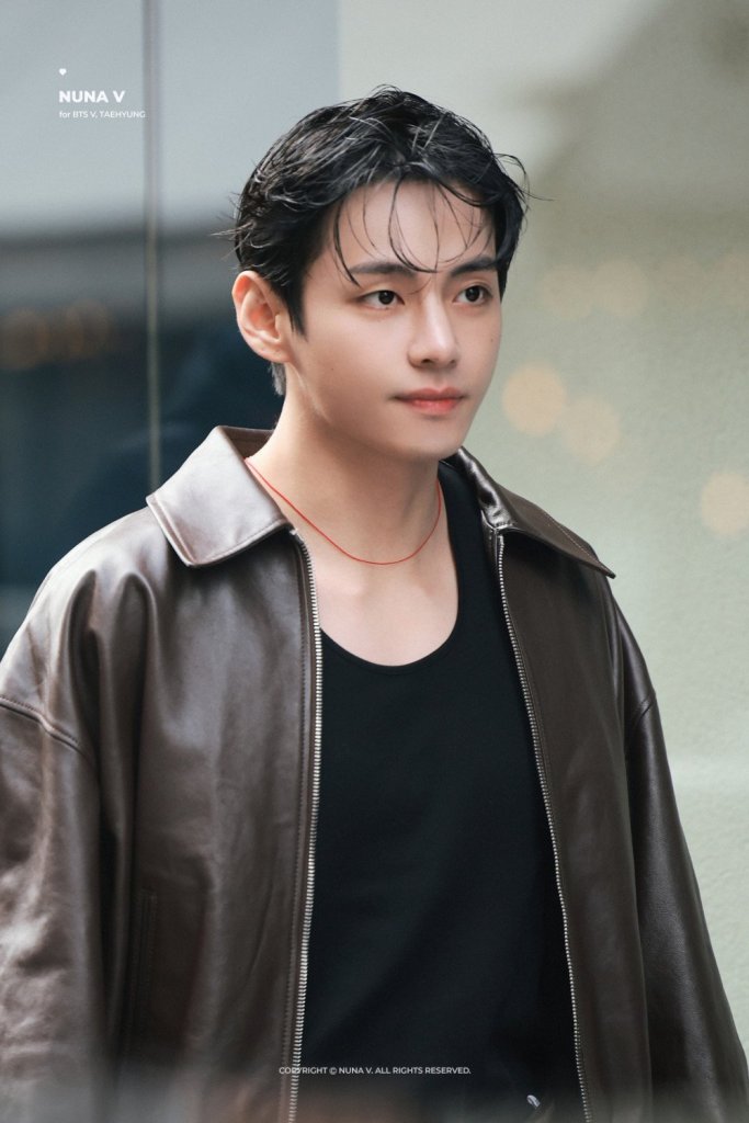 V (BTS) - Paris Fashion Week 2025