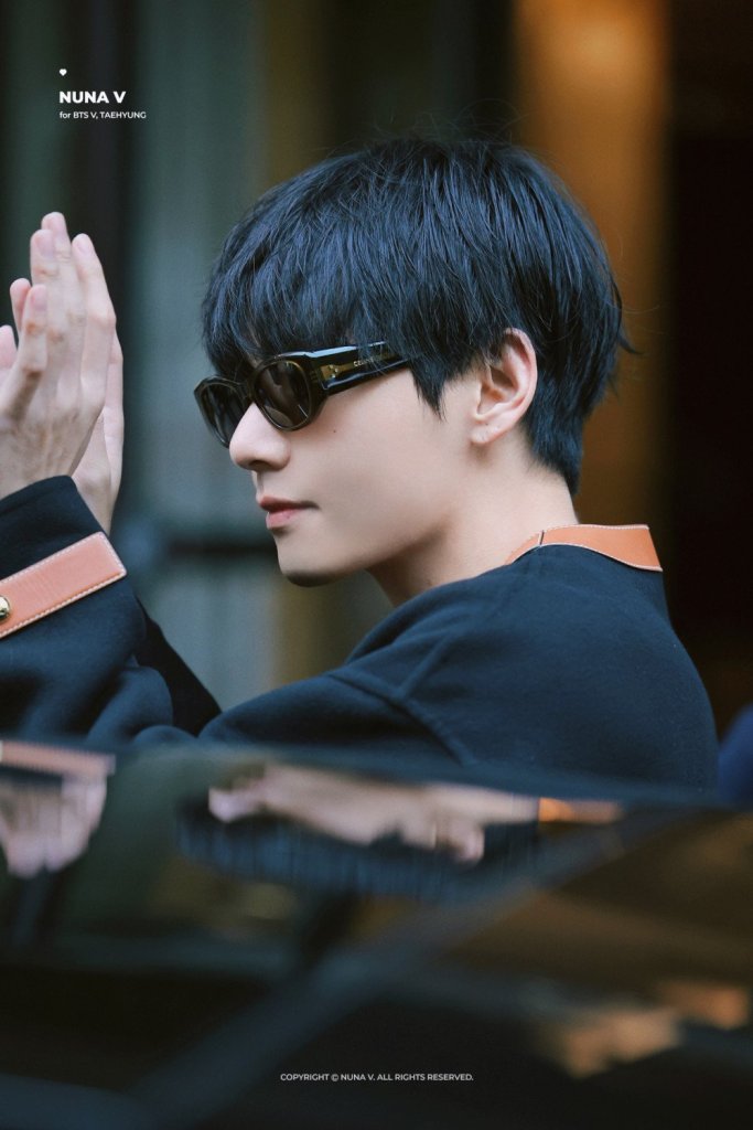 V (BTS) - Paris Fashion Week 2025